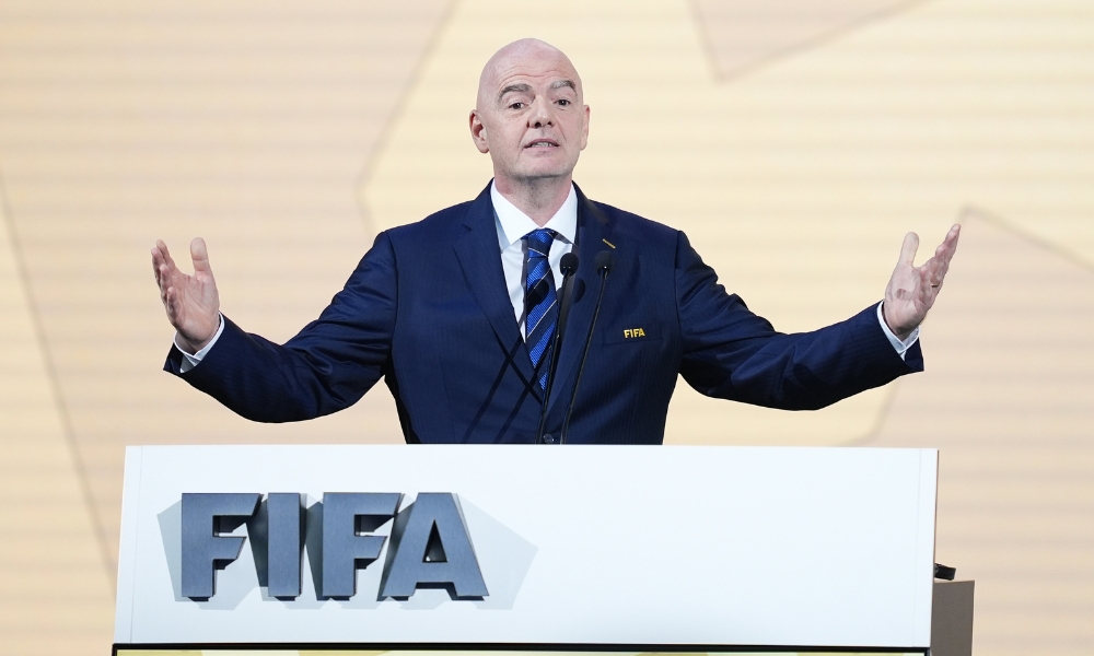 低调看直播：消息人士透露舒马赫近况：完全依赖护理，再也无法用语言表达.